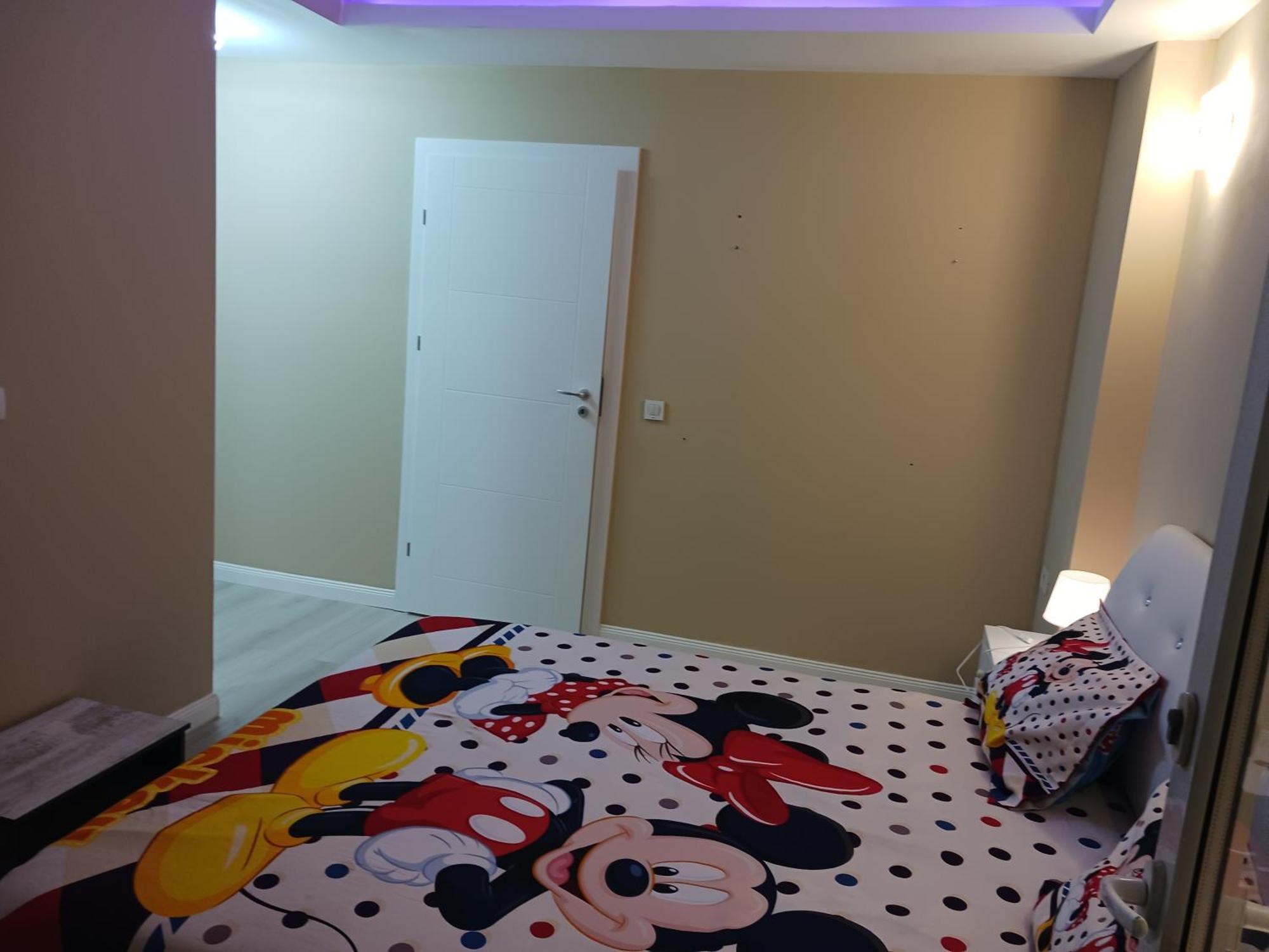 Myky Mouse Nu Primesc Santieristi Si Petrecareti Apartamento Bucareste Exterior foto