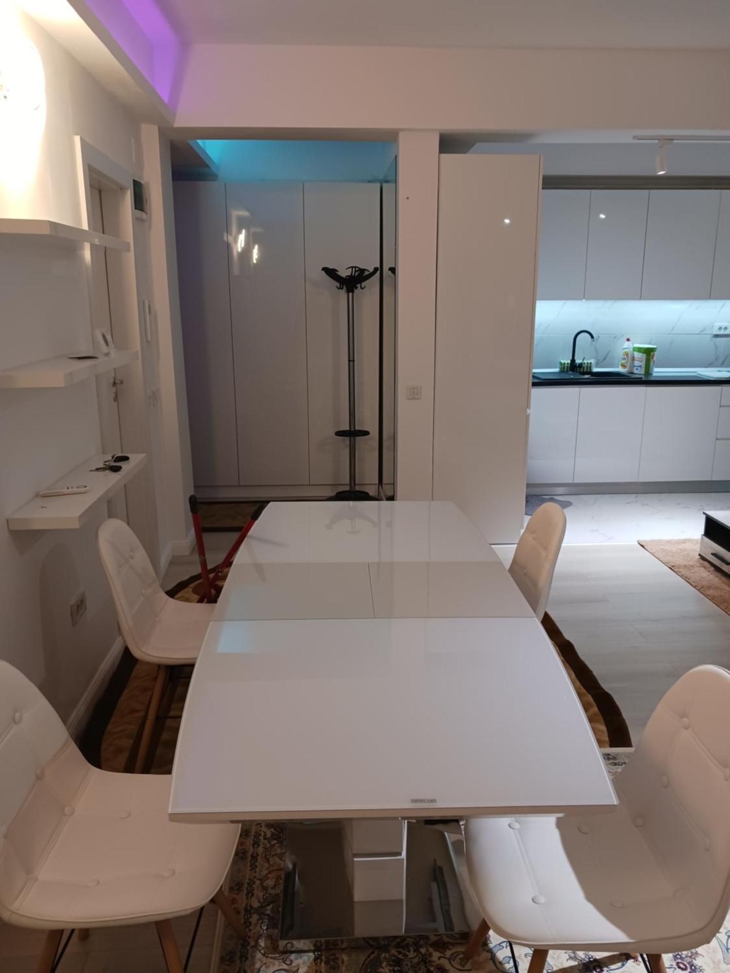 Myky Mouse Nu Primesc Santieristi Si Petrecareti Apartamento Bucareste Exterior foto