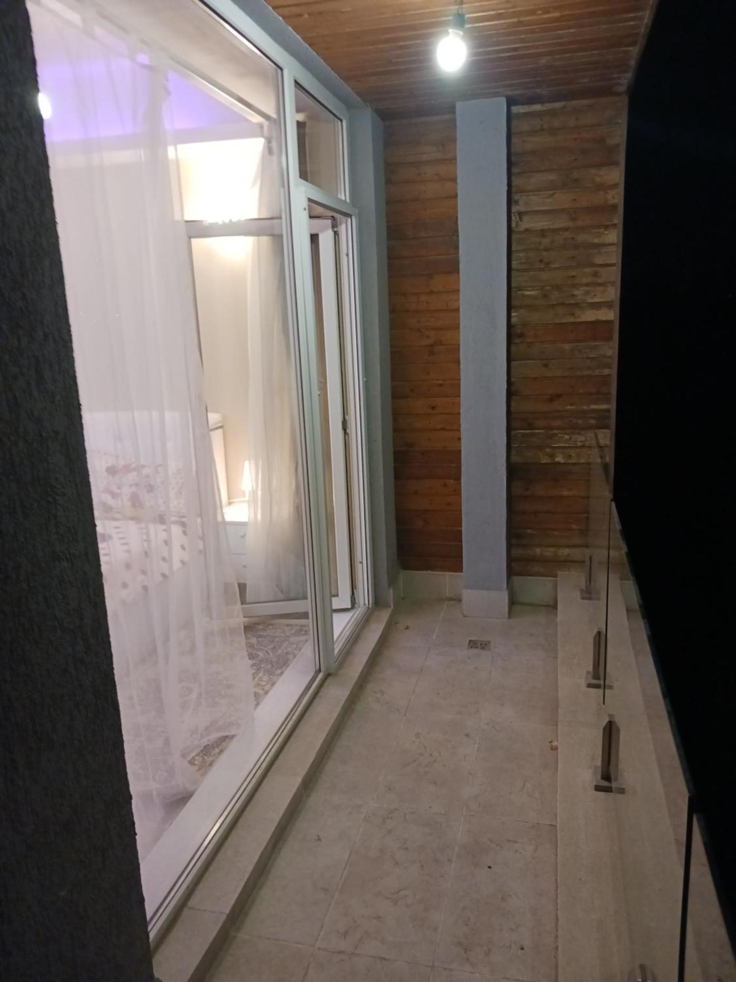 Myky Mouse Nu Primesc Santieristi Si Petrecareti Apartamento Bucareste Exterior foto